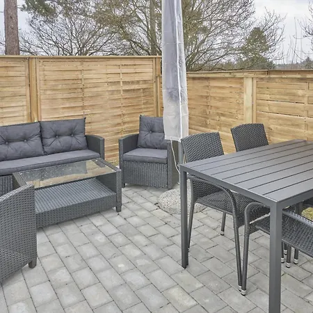 In With 4 Bedrooms, Sauna And Internet Tatil Evi Ebeltoft