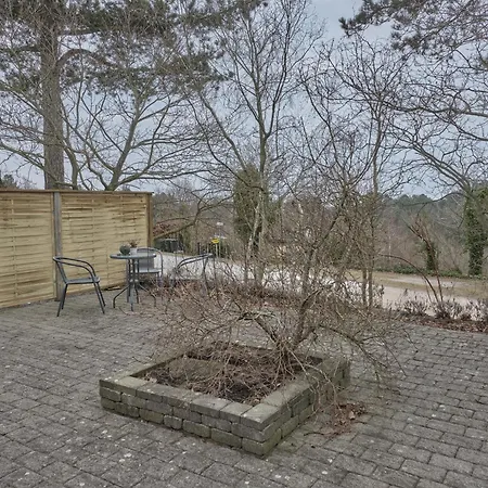 In With 4 Bedrooms, Sauna And Internet 度假居
